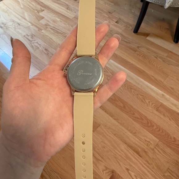 Geneva Gold and Brown Leopard Print Watch - Picture 5 of 5